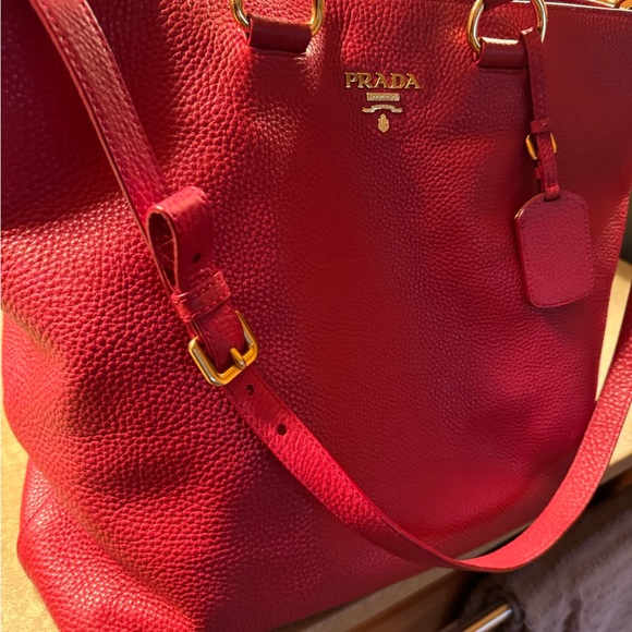 Prada Large Vitello Tote - Picture 4 of 14
